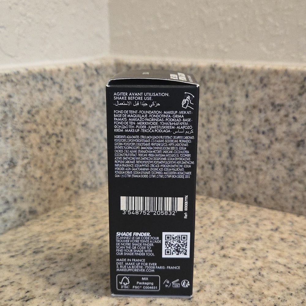 Makeup Forever HD Skin Hydra Glow Foundation in: 1N14-Beige - Picture 7 of 8